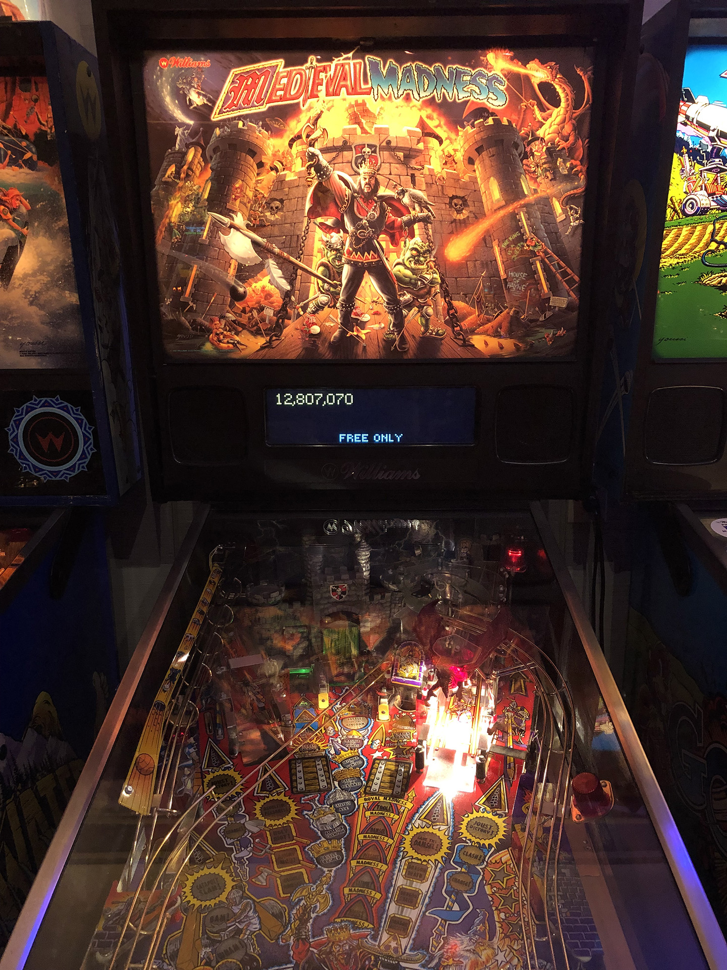 Pinball at the Zoo '19 John Everson