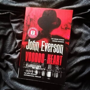 <a href="https://www.instagram.com/p/CGo3_9bAv8p/" target="_blank" rel="noopener noreferrer"><span style="color:red">@HonestMamReader</span></a> HonestMamReader